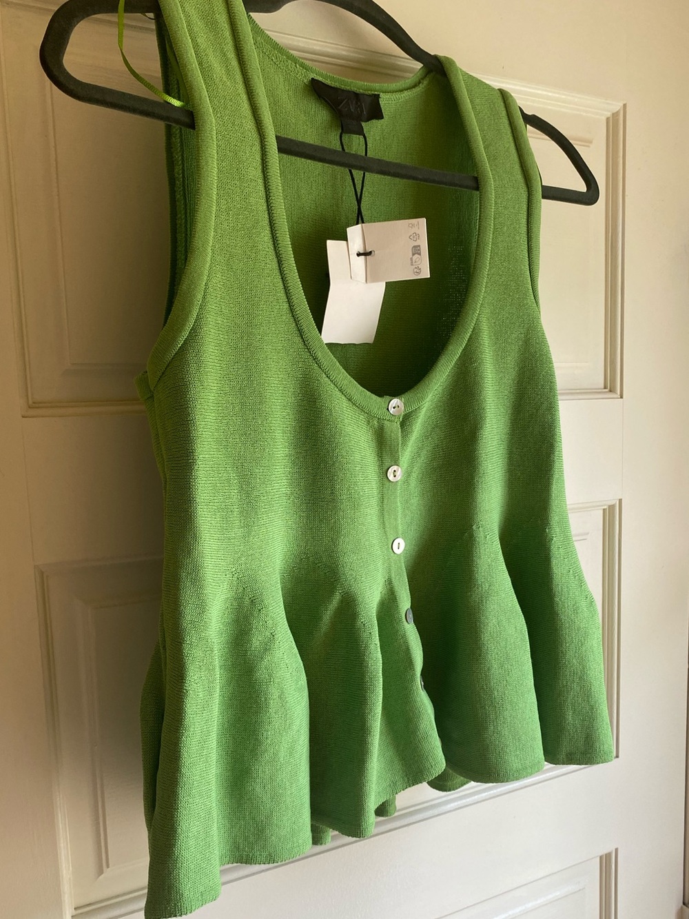 NWT Zara Chartreuse Green Sleeveless Knit Button Front Peplum Top Size S - Picture 8 of 16